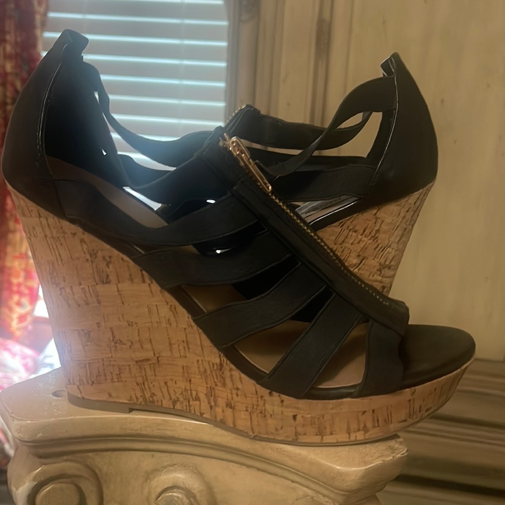 Strapped Wedges